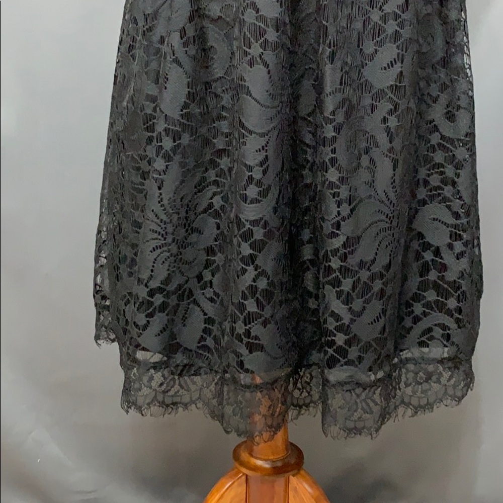 SALE lacy LBD - Picture 2 of 7